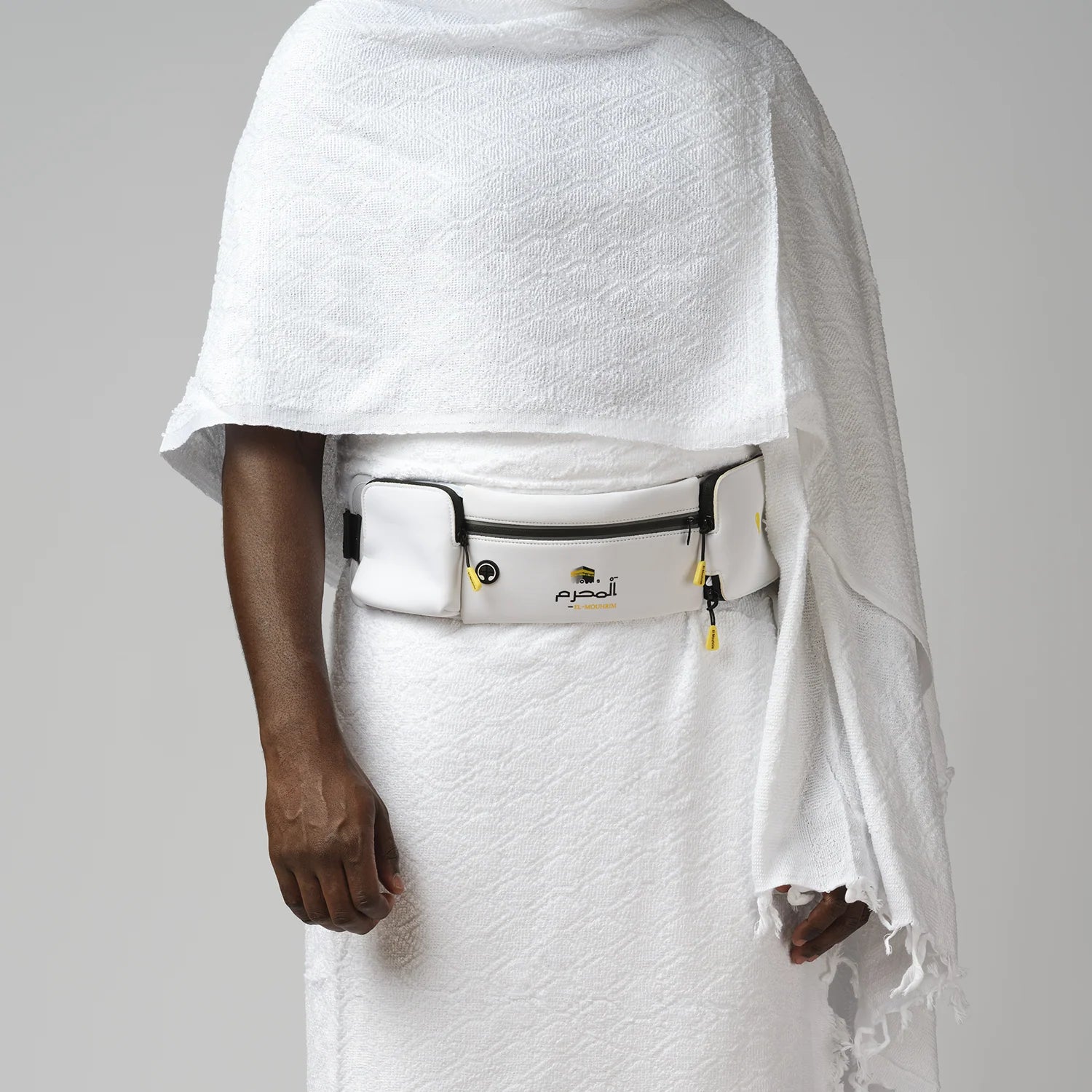 Ceinture El-Mouhrim Hajj & Omra noire ou blanche, en tissu léger, portée traditionnellement pour les rites religieux musulmans.