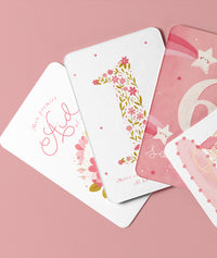Jeu pour enfant DeeniLearn Ma Première Année – Cartes Étapes pour fille, illustrations colorées et éducatives.