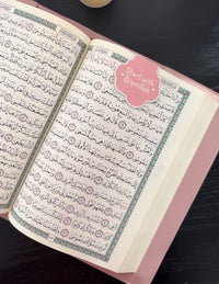 Set de 4 marque-pages aimantés islamique Qamar Studio avec motifs décoratifs, parfaits pour marquer vos lectures religieuses.