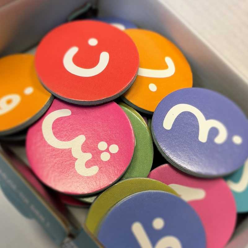 Alif Ba Magnets - Apprendre l’Alphabet Arabe en S’Amusant ! - Editions DeeniLearn - Librairie Al Minhaj