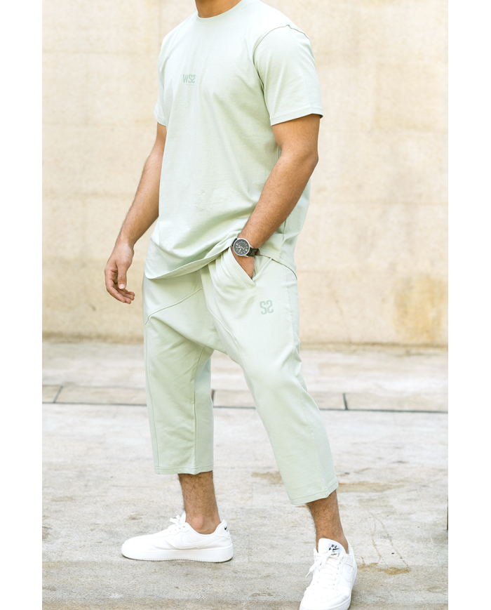 Ensemble homme WASSAT avec sarouel et tee-shirt vert en coton, vêtements décontractés et confortables.