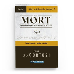 Livre bilingue La Mort : Exhortations, Croyances, Règles par Al-Qortobi avec couverture et pages visibles.