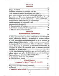 Livre La Réforme Commence par Soi de Majdi Al Hilali, publié par Al Madina, ouvert avec pages visibles.