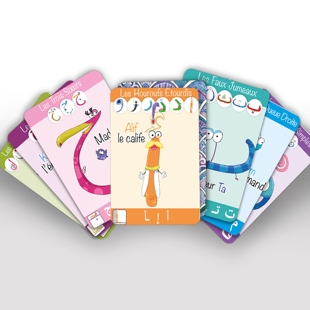 Jeu éducatif Le Jeu des 7 Familles du Monde des Houroufs avec alphabet arabe, montrant des cartes colorées et illustrations éducatives.