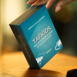 Jeu de cartes TAFKIDS Qalbeen pour adultes, conversations pour le cœur et l’esprit, avec des cartes pour parents et enfants.