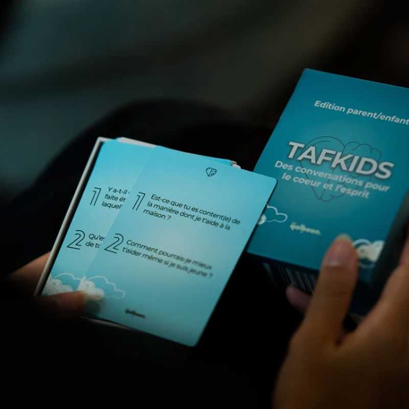 Jeu de cartes TAFKIDS Qalbeen pour adultes, cartes de conversations pour le cœur et l’esprit, destiné aux parents et enfants.