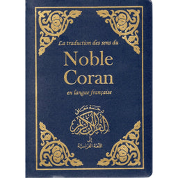 Coran en français, édition Sana, format poche 12x17 cm, couverture bleue souple, texte religieux dans une image.