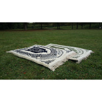 Tapis de prière Sana Edition en microfibre couleur terracotta, avec mémoire de forme pour un confort orthopédique.