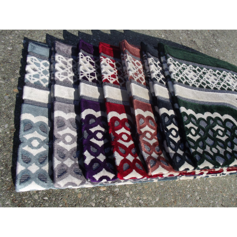 Tapis de Prière - Contour Géométrique - Couleur Rouge - Librairie Al Minhaj