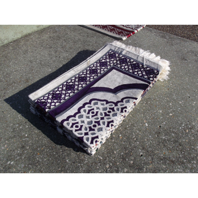 Tapis de Prière - Contour Géométrique - Fond Blanc - Couleur Violet - Librairie Al Minhaj