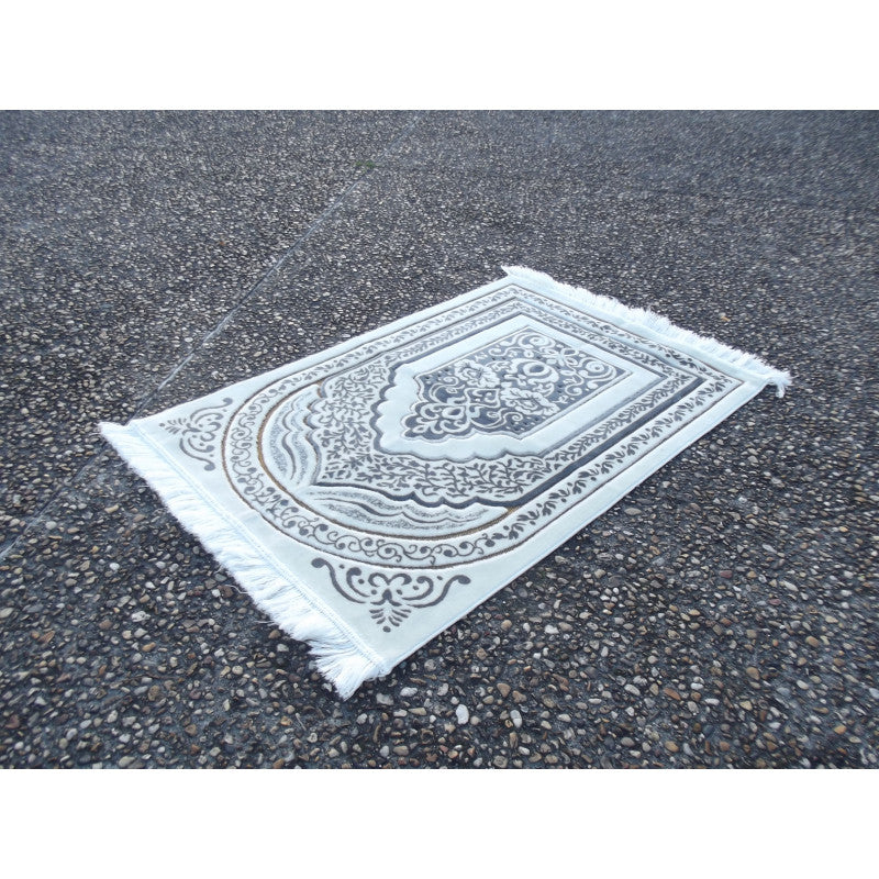 Tapis de prière épais Sana Edition, grande taille 117x82 cm, fond blanc avec motif gris, confortable et durable.