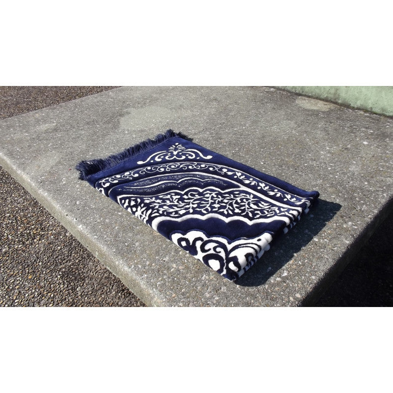 Tapis de Prière épais, Grande Taille (117 x 82 cm), Confortable - Fond Bleu & Motif Blanc - Librairie Al Minhaj