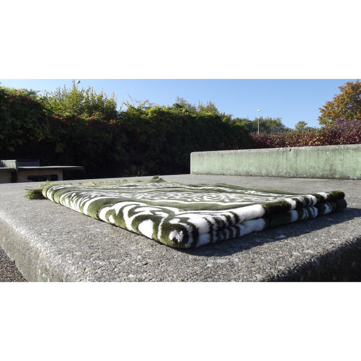 Tapis de Prière épais, Grande Taille (117 x 82 cm), Confortable - Fond Vert & Motif Blanc