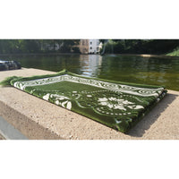 Tapis de prière Sana Edition avec motif fleurs, couleur verte, tissu doux et design élégant pour la prière.