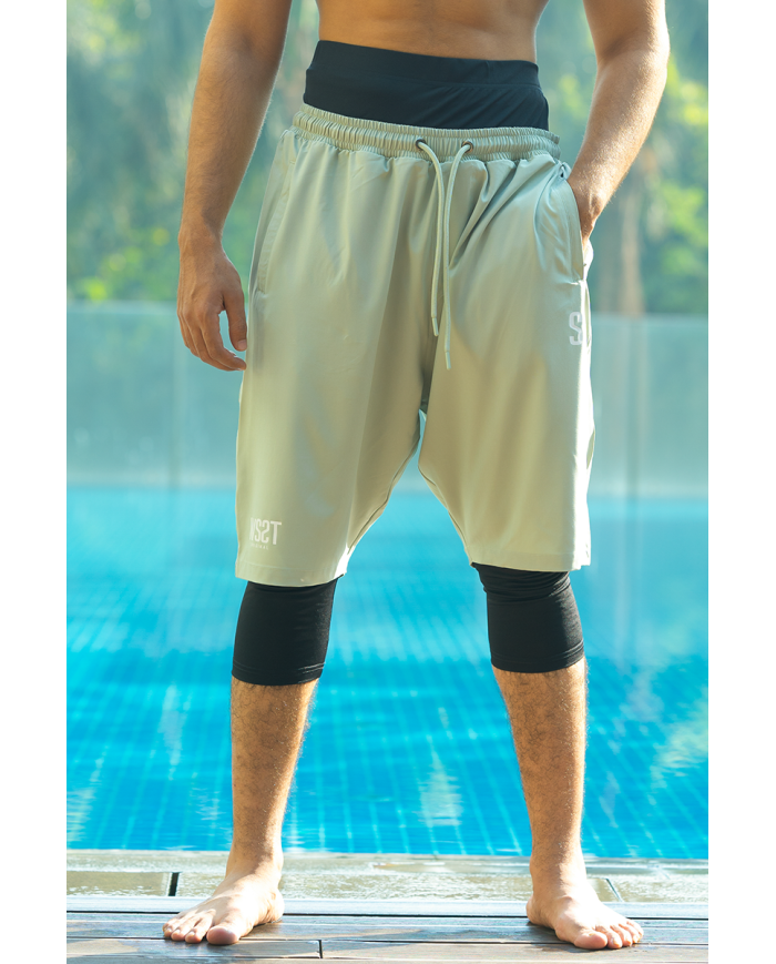 Short de bain homme WASSAT Akwatik en vert, noir ou bleu, vêtement de plage pour homme, tissu léger et confortable.